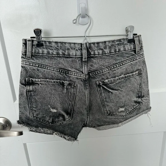 Zara Grey Jean Shorts - Size 2 - Picture 7 of 7
